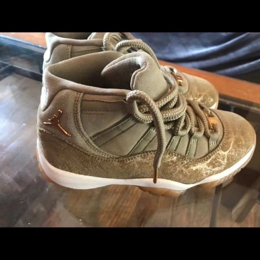 Kids Olive Green Sneakers